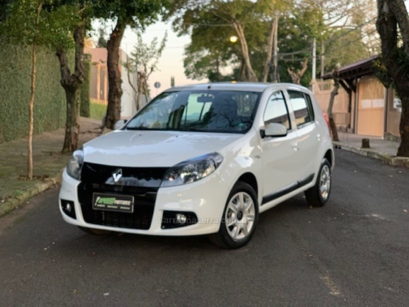SANDERO 1.6 EXPRESSION 16V FLEX 4P MANUAL