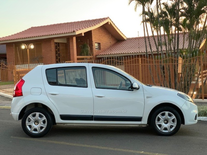 SANDERO 1.6 EXPRESSION 16V FLEX 4P MANUAL - 2013 - CAMPO BOM