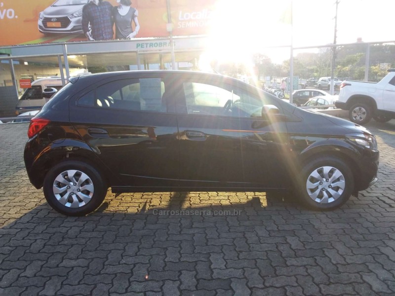 ONIX 1.0  LT 12V FLEX 4P MANUAL - 2019 - CAXIAS DO SUL