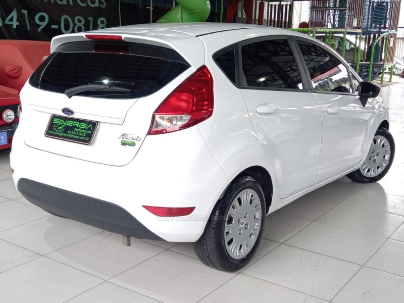 FIESTA 1.5 SE HATCH 16V FLEX 4P MANUAL - 2015 - CAXIAS DO SUL