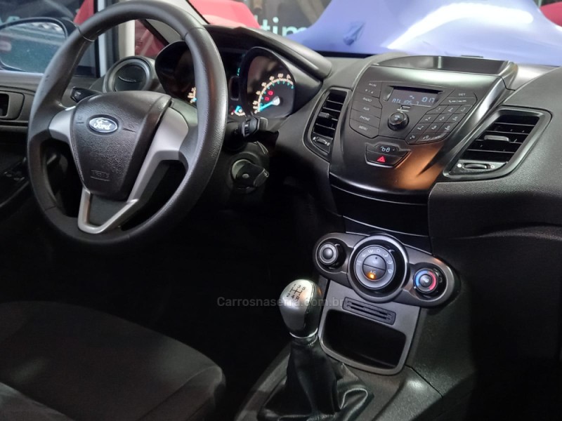 FIESTA 1.5 SE HATCH 16V FLEX 4P MANUAL - 2015 - CAXIAS DO SUL