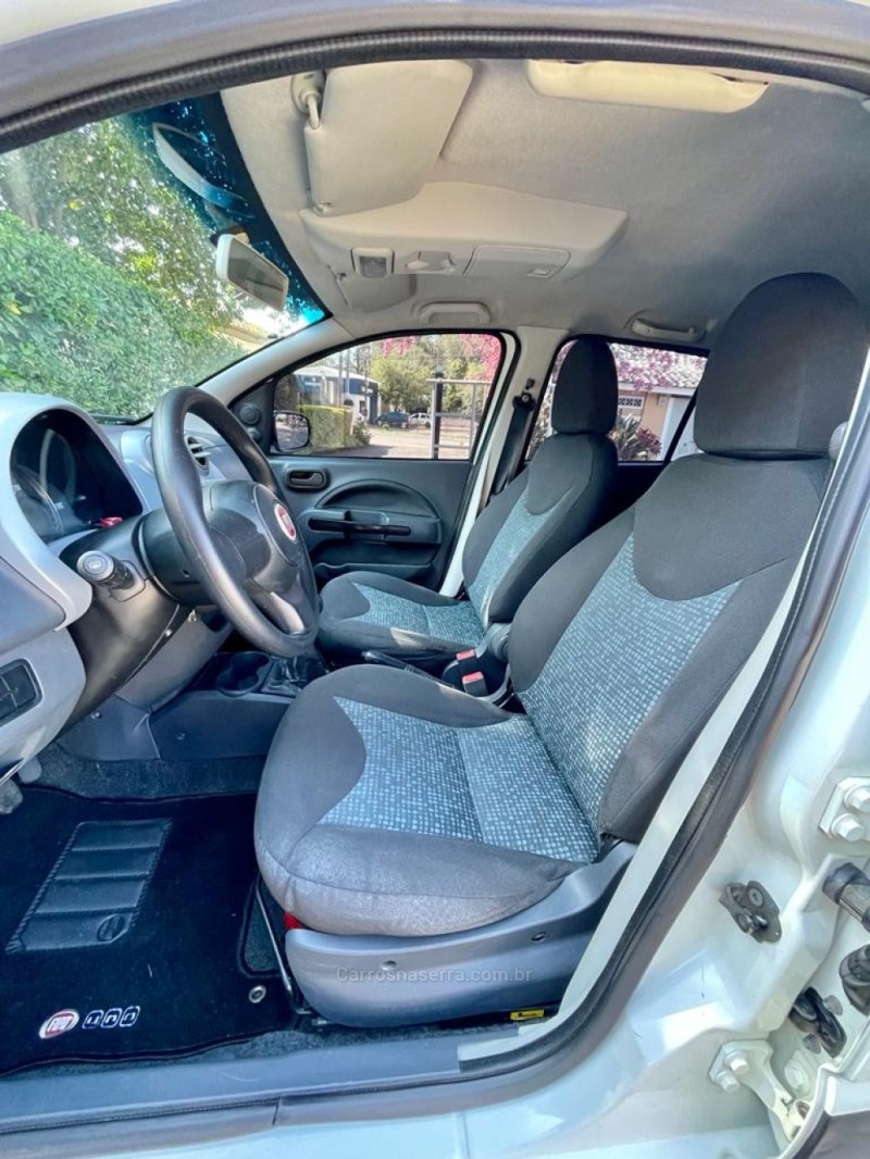 UNO 1.4 ATTRACTIVE 8V FLEX 4P MANUAL - 2012 - ROLANTE