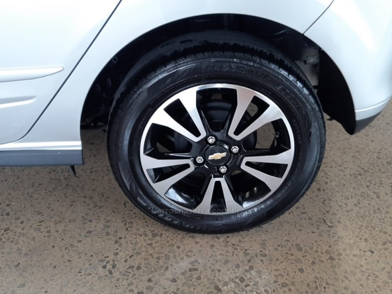 ONIX 1.4 MPFI LTZ 8V FLEX 4P MANUAL - 2016 - CAXIAS DO SUL