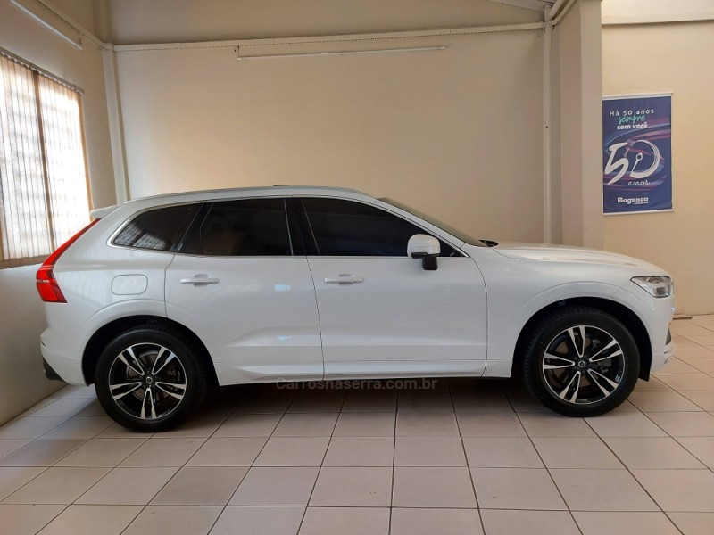 XC60 2.4 D5 MOMENTUM DIESEL AWD 4P AUTOMÁTICO - 2020 - NOVO HAMBURGO