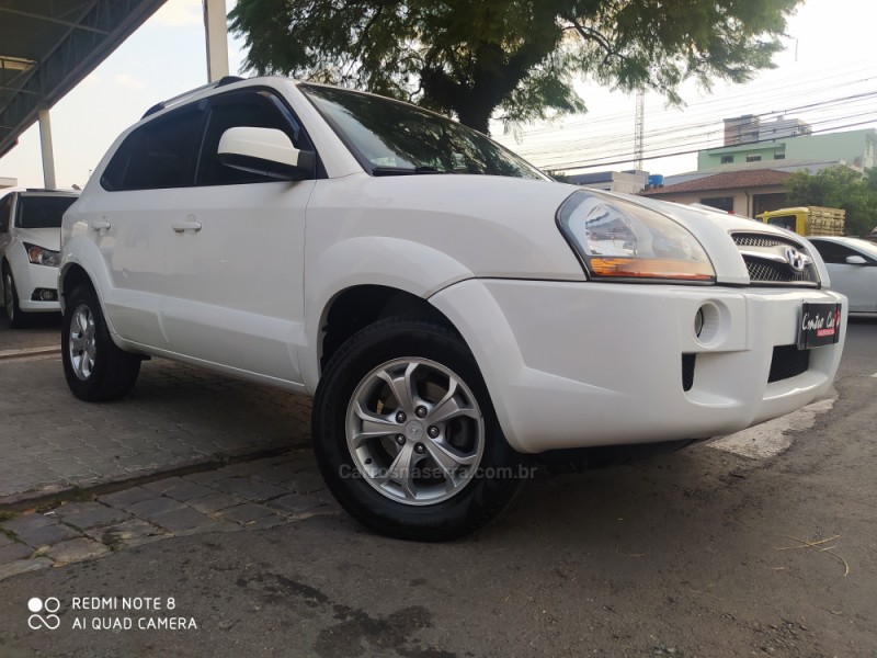 TUCSON 2.0 MPFI GLS TOP 16V 143CV 2WD FLEX 4P AUTOMÁTICO - 2015 - CAXIAS DO SUL
