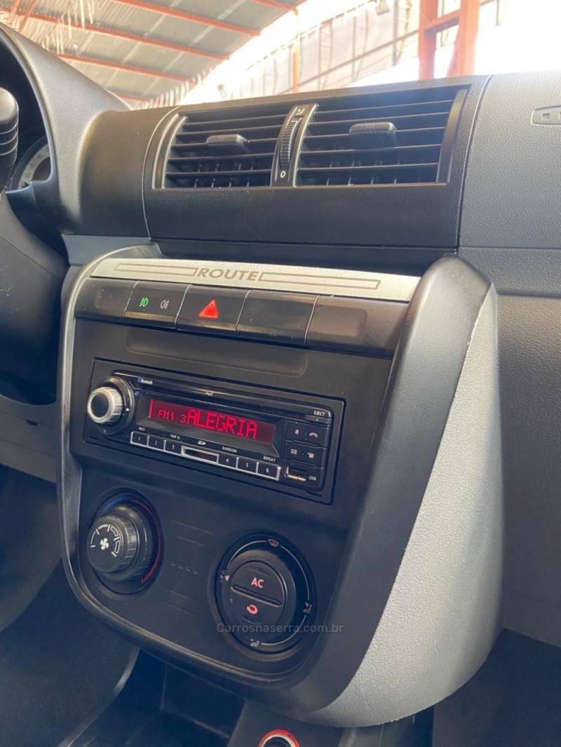 SPACEFOX 1.6 MI ROUTE 8V FLEX 4P MANUAL - 2010 - NOVO HAMBURGO