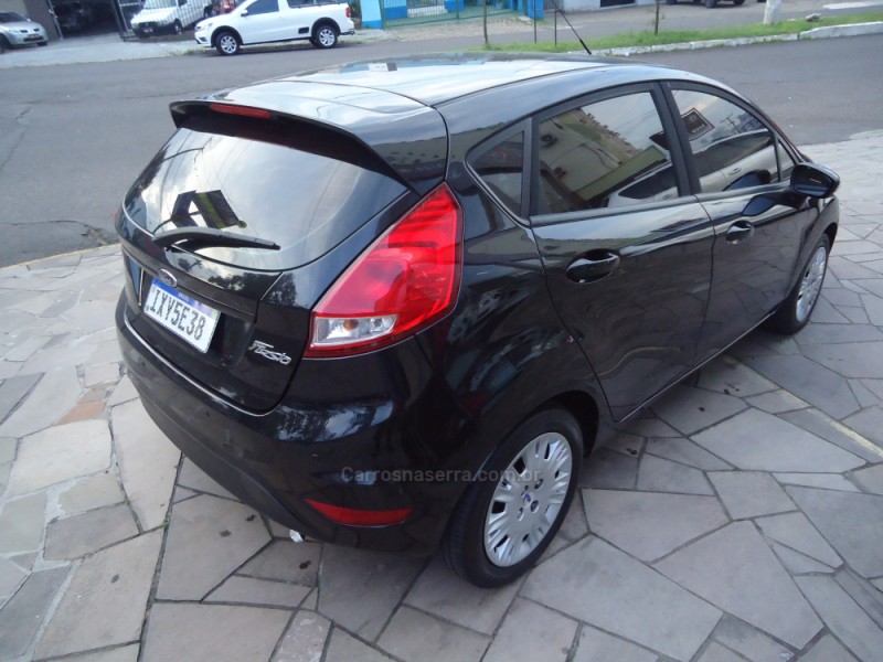 FIESTA 1.6 SE HATCH 16V FLEX 4P MANUAL - 2017 - NOVO HAMBURGO