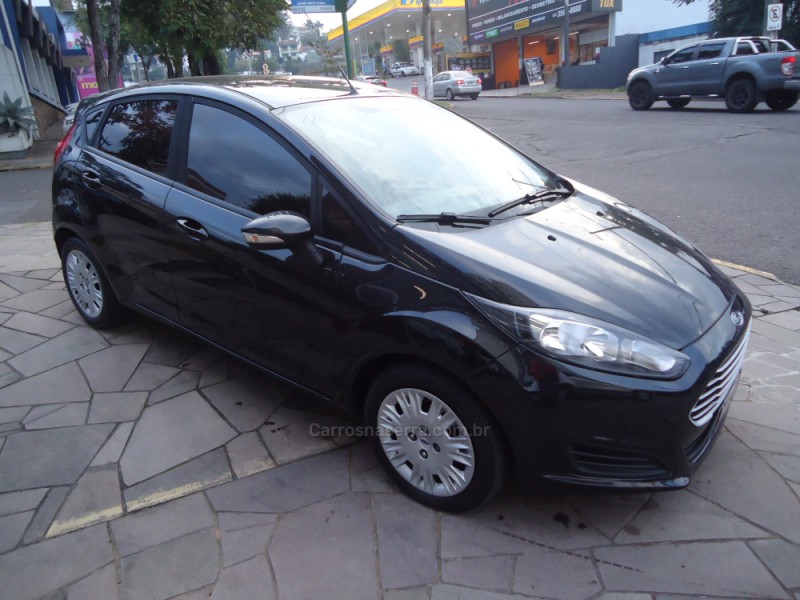 FIESTA 1.6 SE HATCH 16V FLEX 4P MANUAL - 2017 - NOVO HAMBURGO