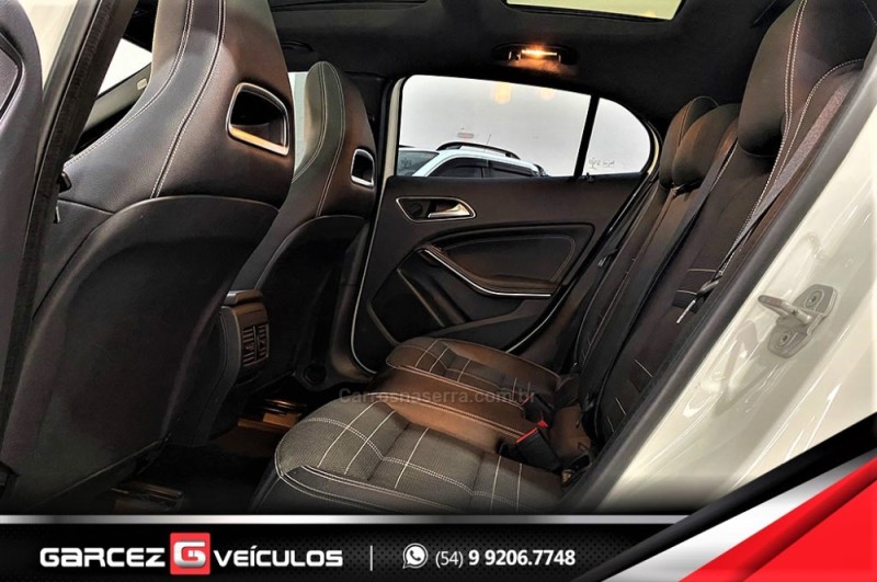 GLA 200 1.6 CGI VISION 16V TURBO FLEX 4P AUTOMÁTICO - 2015 - BENTO GONçALVES