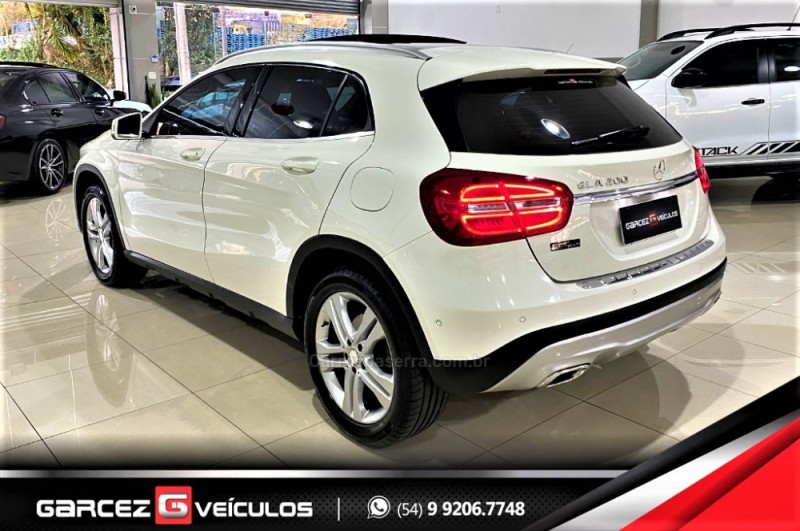 GLA 200 1.6 CGI VISION 16V TURBO FLEX 4P AUTOMÁTICO - 2015 - BENTO GONçALVES