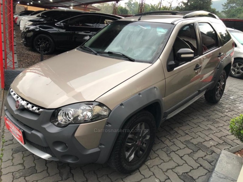 PALIO 1.8 MPI ADVENTURE LOCKER WEEKEND 16V FLEX 4P MANUAL - 2013 - TRêS COROAS