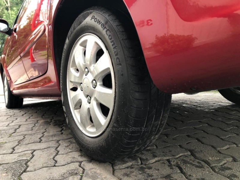 207 1.4 SEDAN XR PASSION 8V FLEX 4P MANUAL - 2011 - TRêS COROAS