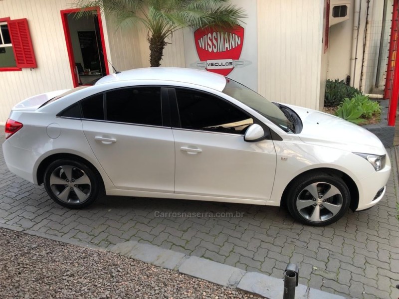 CRUZE 1.8 LT 16V FLEX 4P AUTOMÁTICO - 2014 - TRêS COROAS