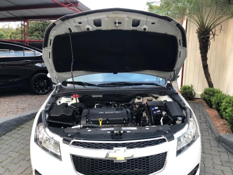 CRUZE 1.8 LT 16V FLEX 4P AUTOMÁTICO - 2014 - TRêS COROAS
