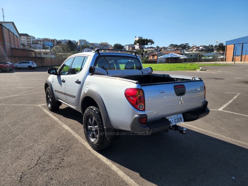 L200 OUTDOOR 3.2 4X4 CD 16V TURBO INTERCOOLER DIESEL 4P AUTOMÁTICO - 2017 - CAXIAS DO SUL
