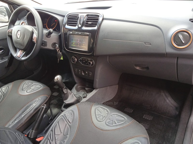 SANDERO 1.6 STEPWAY 8V FLEX 4P MANUAL - 2016 - CAXIAS DO SUL