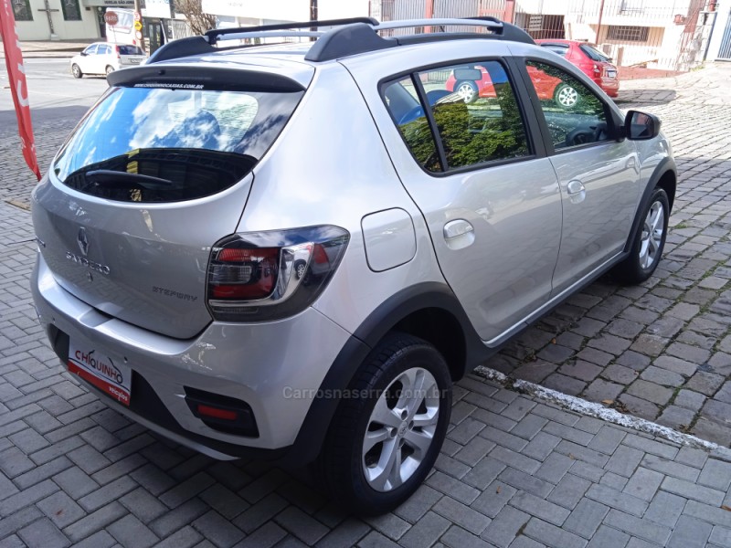 SANDERO 1.6 STEPWAY 8V FLEX 4P MANUAL - 2016 - CAXIAS DO SUL