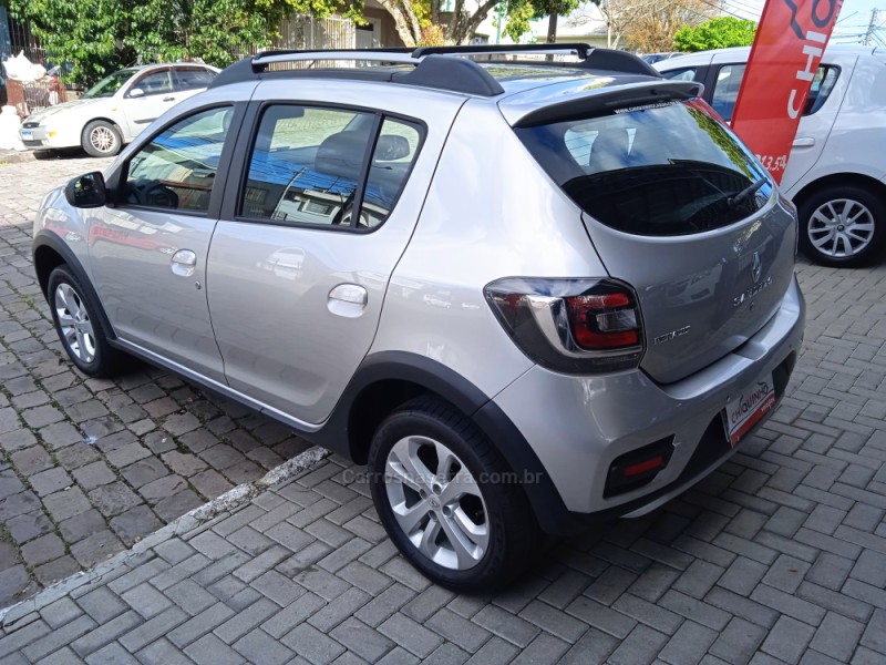 SANDERO 1.6 STEPWAY 8V FLEX 4P MANUAL - 2016 - CAXIAS DO SUL
