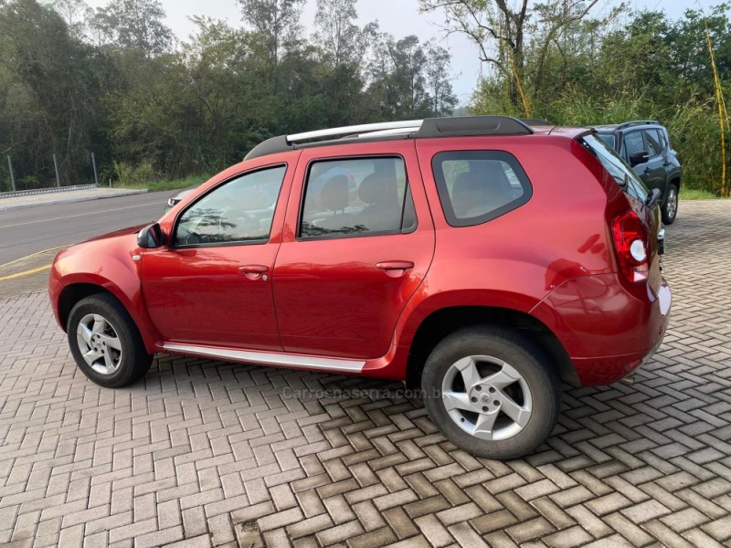 DUSTER 1.6 DYNAMIQUE 4X2 16V FLEX 4P MANUAL - 2013 - FELIZ