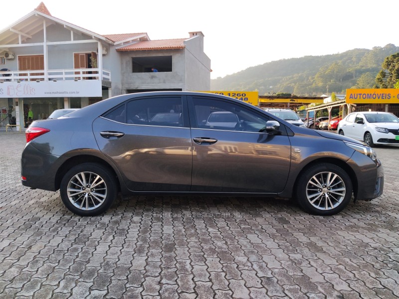 COROLLA 2.0 ALTIS PREMIUM 16V FLEX 4P AUTOMÁTICO - 2015 - MORRO REUTER
