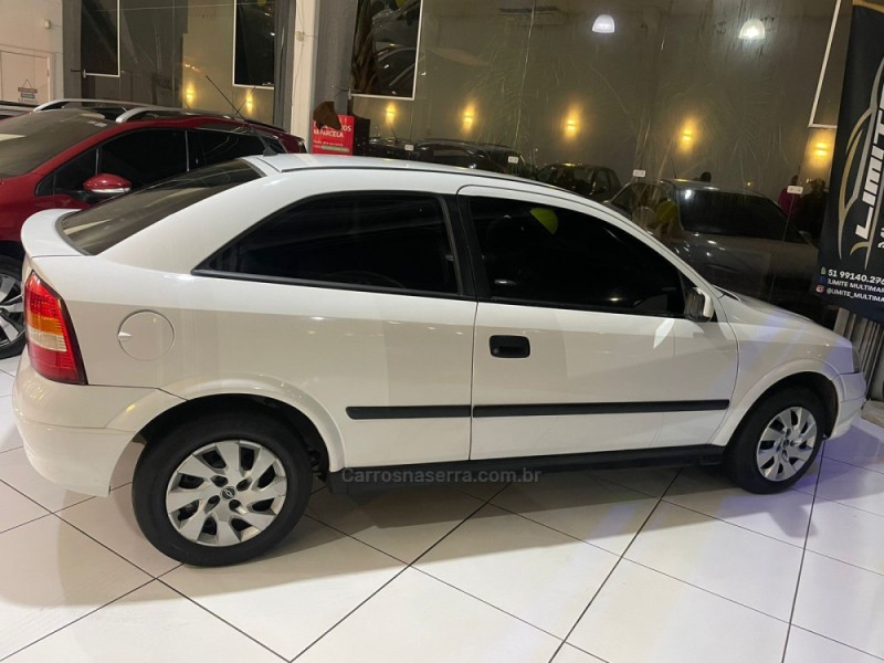 ASTRA 1.8 MPFI GL 8V GASOLINA 2P MANUAL - 2000 - NOVO HAMBURGO