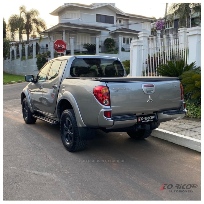 L200 TRITON 3.2 HPE 4X4 CD 16V TURBO INTERCOOLER DIESEL 4P AUTOMÁTICO - 2013 - CAMPO BOM