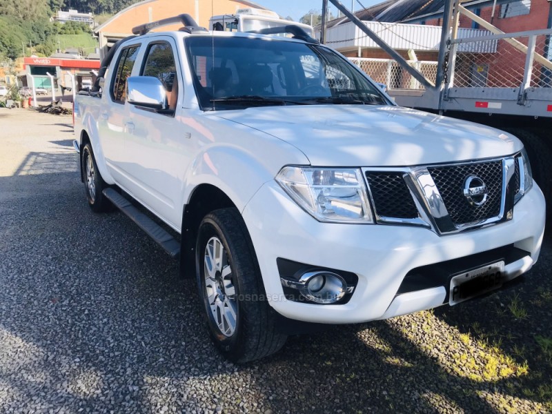 FRONTIER 2.5 SL 4X4 CD TURBO ELETRONIC DIESEL 4P AUTOMÁTICO - 2016 - GARIBALDI