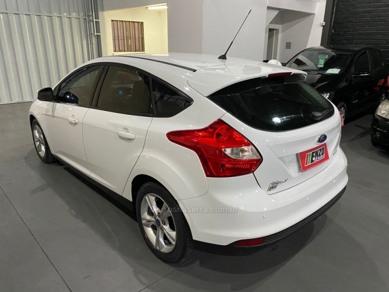 FOCUS 1.6 S 16V FLEX 4P AUTOMÁTICO - 2015 - CAXIAS DO SUL