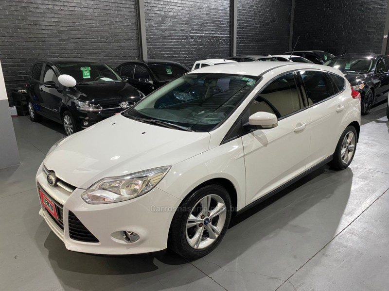 FOCUS 1.6 S 16V FLEX 4P AUTOMÁTICO - 2015 - CAXIAS DO SUL