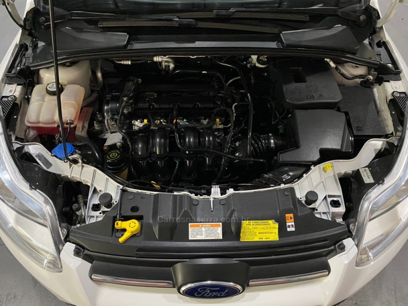 FOCUS 1.6 S 16V FLEX 4P AUTOMÁTICO - 2015 - CAXIAS DO SUL