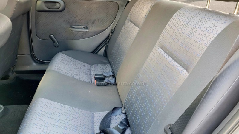 CORSA 1.4 MPFI MAXX SEDAN 8V FLEX 4P MANUAL - 2009 - IVOTI