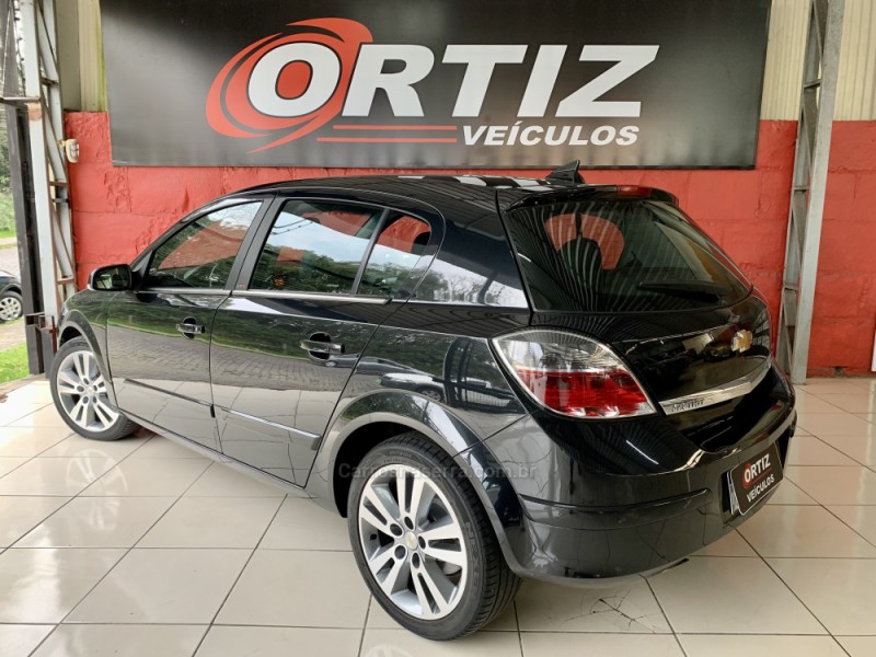 VECTRA 2.0 MPFI GT-X HATCH 8V FLEX 4P MANUAL - 2011 - CAXIAS DO SUL