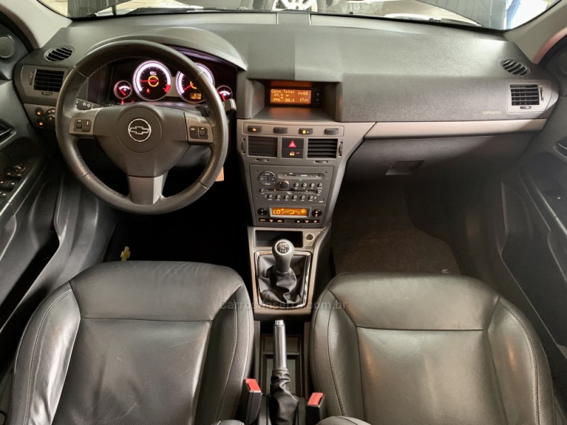 VECTRA 2.0 MPFI GT-X HATCH 8V FLEX 4P MANUAL - 2011 - CAXIAS DO SUL