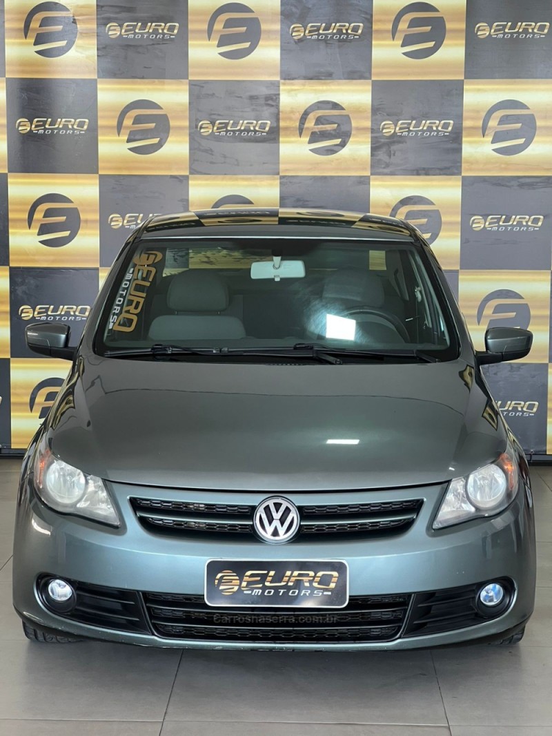 VOYAGE 1.6 MI 8V FLEX 4P MANUAL - 2010 - PORTãO