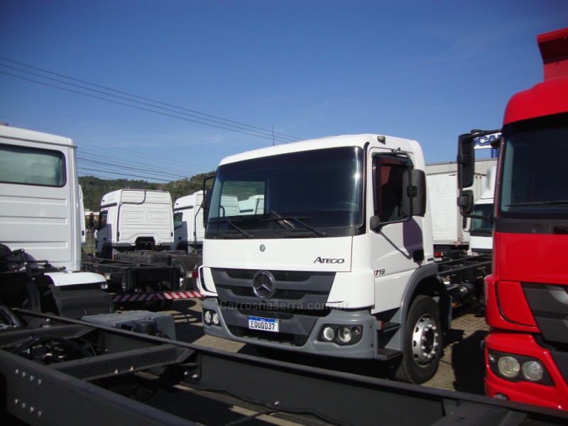 atego 1719  2013 garibaldi