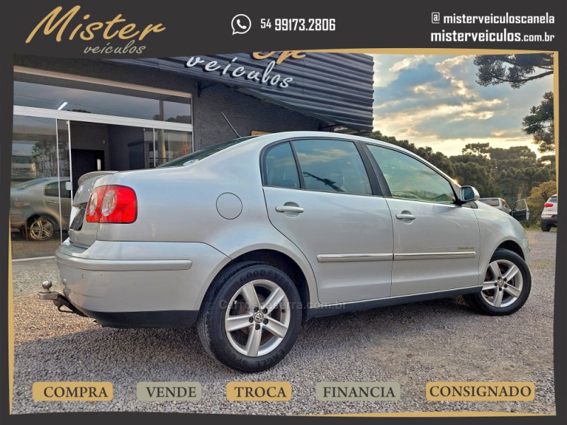 POLO SEDAN 1.6 MI COMFORTLINE 8V FLEX 4P MANUAL - 2011 - CANELA