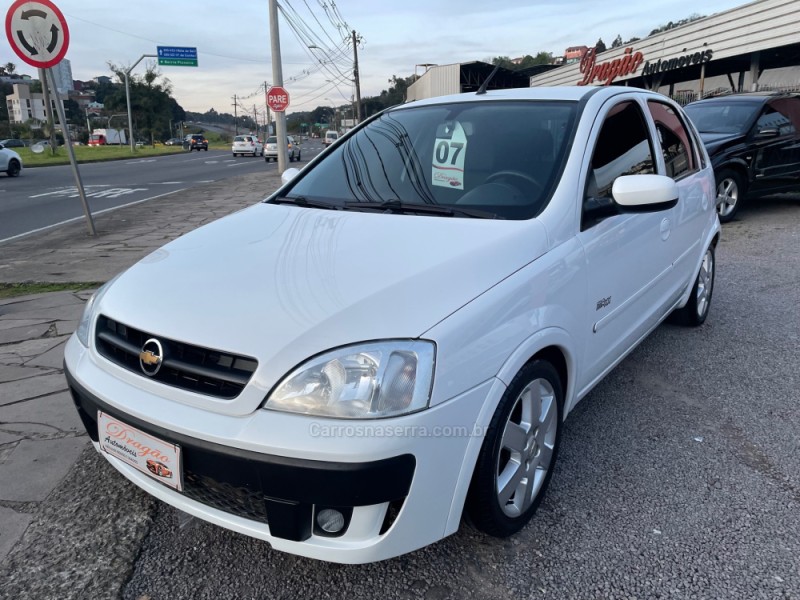 CORSA 1.8 MPFI MAXX 8V FLEX 4P MANUAL