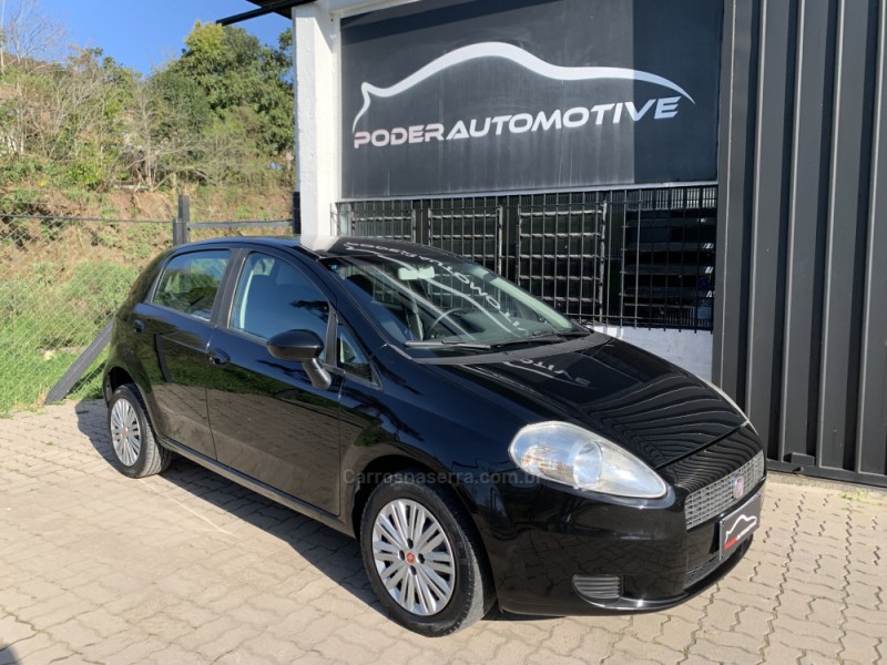 PUNTO 1.4 ATTRACTIVE 8V FLEX 4P MANUAL