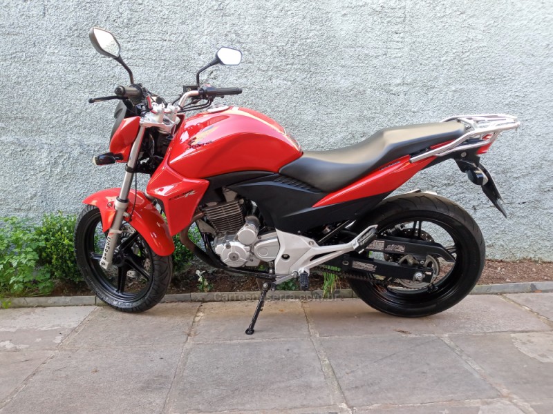 CB 300R 