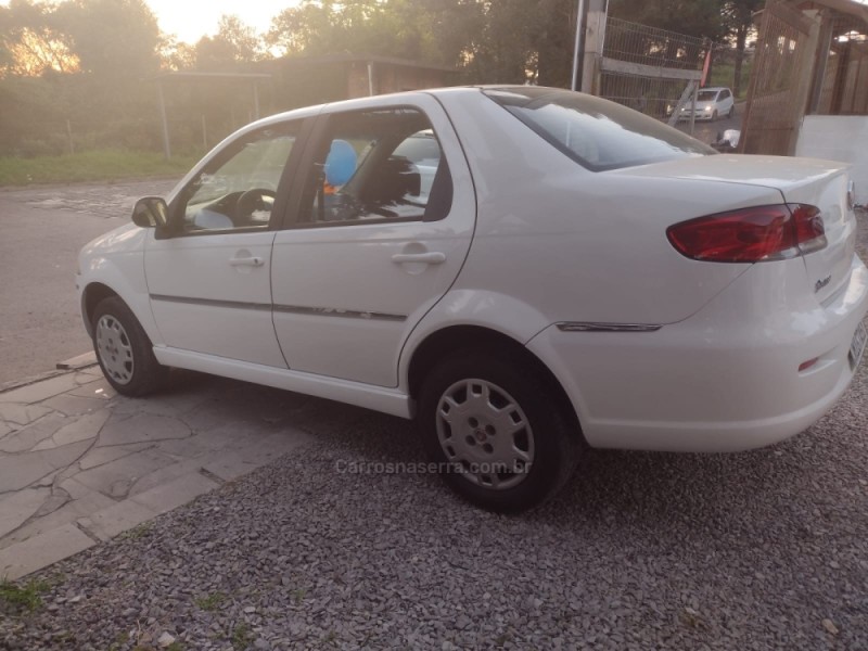 SIENA 1.4 MPI 8V FLEX 4P TETRAFUEL - 2011 - CAXIAS DO SUL