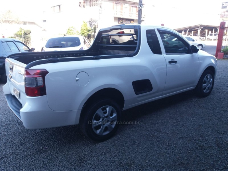 MONTANA 1.4 MPFI LS CS 8V FLEX 2P MANUAL - 2015 - FARROUPILHA