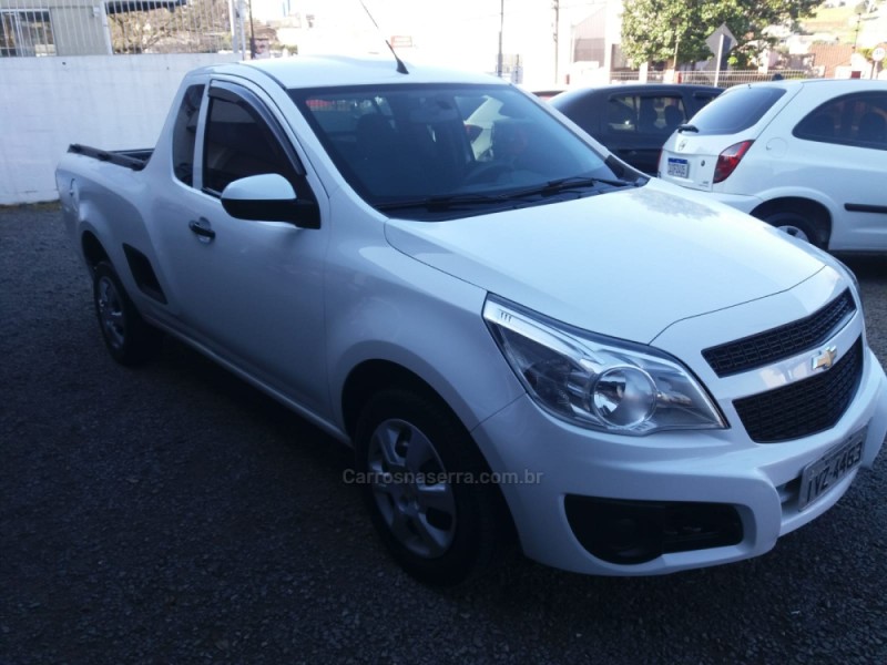MONTANA 1.4 MPFI LS CS 8V FLEX 2P MANUAL - 2015 - FARROUPILHA