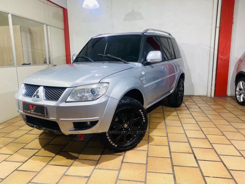 pajero tr4 2.0 4x4 16v 140cv flex 4p automatico 2011 caxias do sul