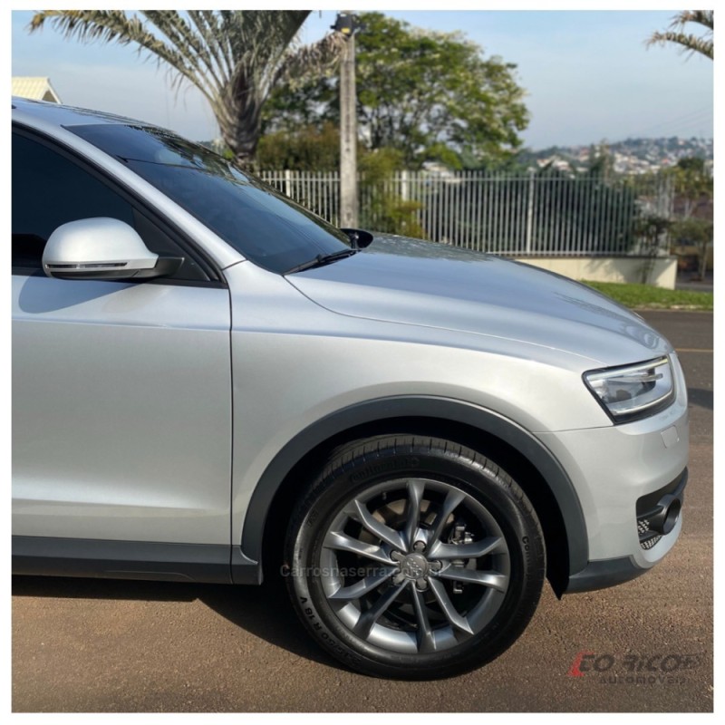 Q3 2.0 TFSI AMBIENTE QUATTRO 4P GASOLINA S TRONIC - 2014 - CAMPO BOM