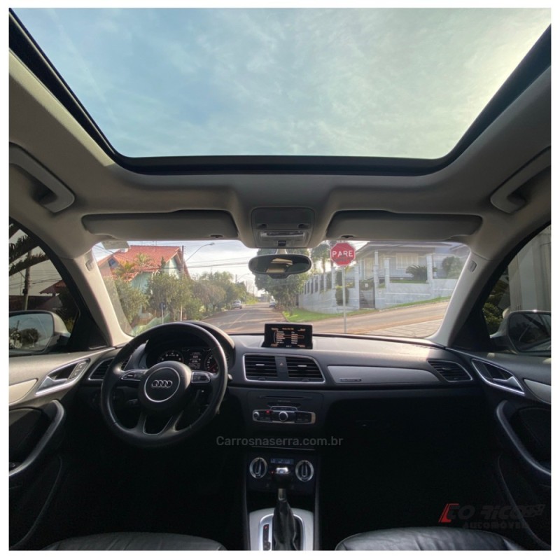 Q3 2.0 TFSI AMBIENTE QUATTRO 4P GASOLINA S TRONIC - 2014 - CAMPO BOM