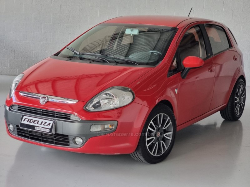 PUNTO 1.6 ESSENCE SP DUALOGIC 16V FLEX 4P AUTOMATIZADO - 2013 - FARROUPILHA