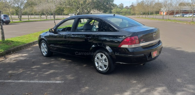 VECTRA 2.0 MPFI ELEGANCE 8V 140CV FLEX 4P MANUAL - 2007 - BENTO GONçALVES