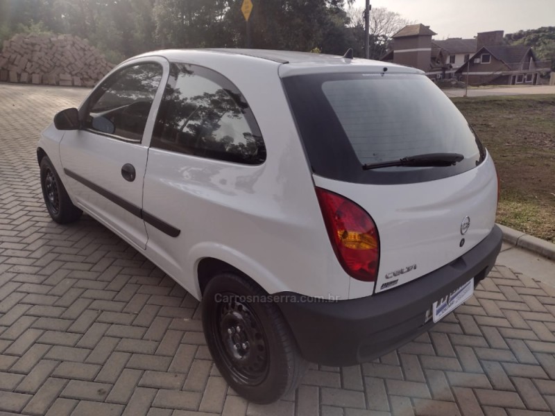 CELTA 1.0 MPFI 8V GASOLINA 2P MANUAL - 2002 - CANELA