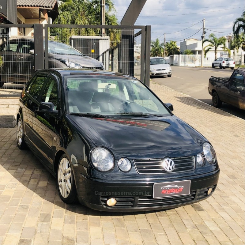 POLO 1.6 MI COMFORTLINE 8V FLEX 4P MANUAL - 2004 - GUAPORé