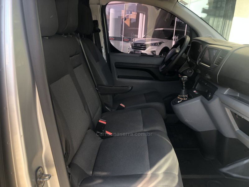 EXPERT 1.6 BLUEHDI DIESEL BUSINESS PACK MANUAL - 2018 - GUAPORé